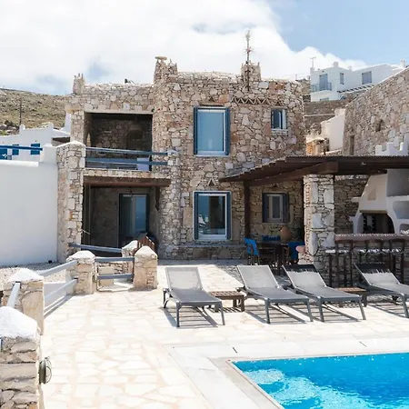 Omnia Villa