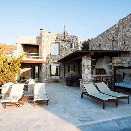 Omnia Villa *