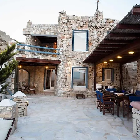 Omnia Villa